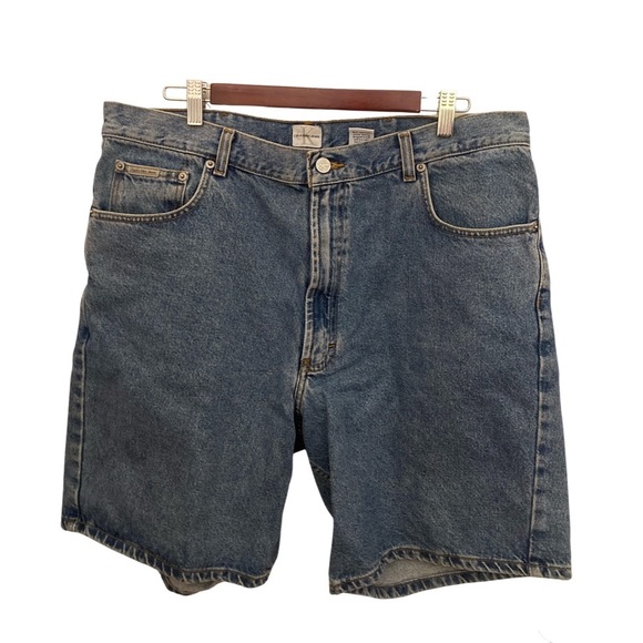 Calvin Klein jean dad shorts. Size 38. - Picture 1 of 4